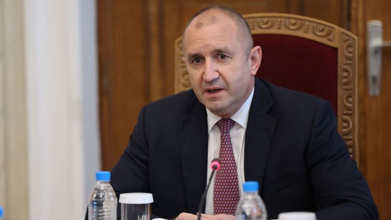 Президентът Румен Радев започна консултациите с парламентарните сили в 47-ото