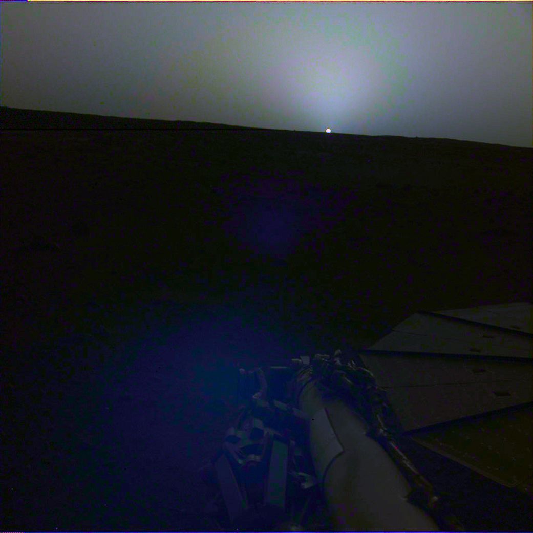 Изгрев на Марс, заснет от "ИнСайт"