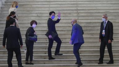 На преговорите си в италианския град Неапол министрите на енергетиката