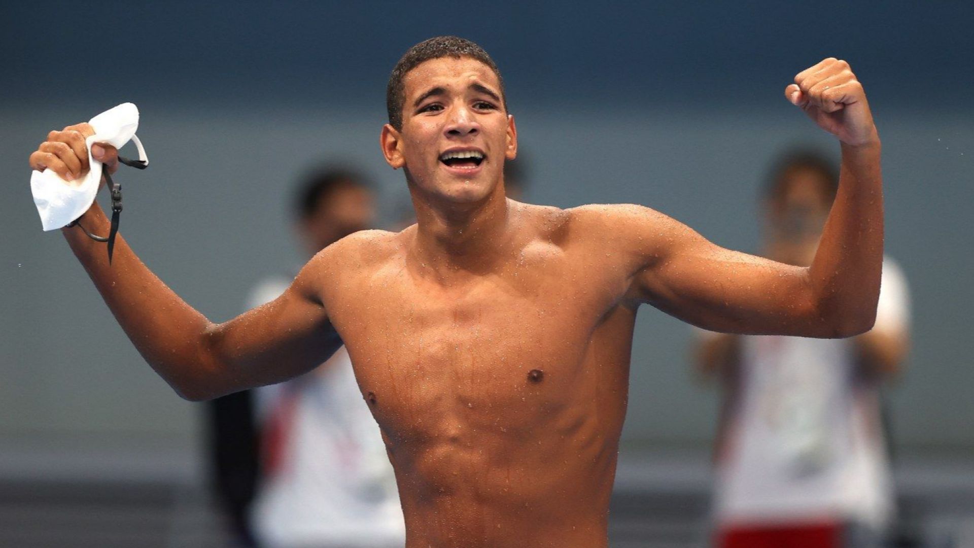 18-годишен тунизиец шокира в плувния басейн