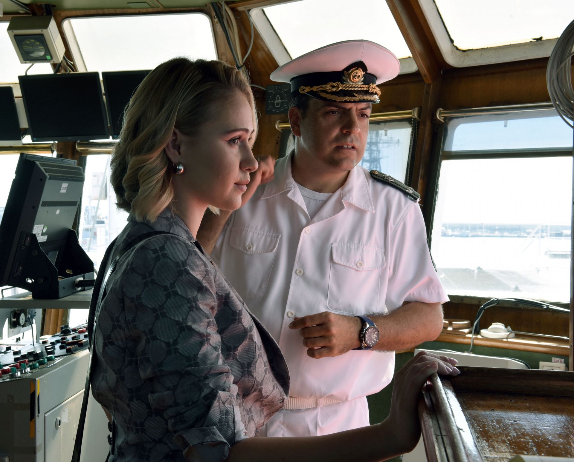 Мария и капитан II ранг Николай Данаилов - капитан на кораба