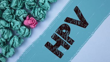 Лекари представители на български и европейски институции както и родители