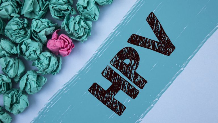 Лекари, представители на български и европейски институции, както и родители