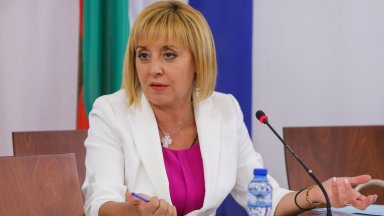Лидерът на формацията Изправи се България Мая Манолова ще отправи
