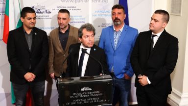 Кандидатът на Има такъв народ за министър председател не е участвал