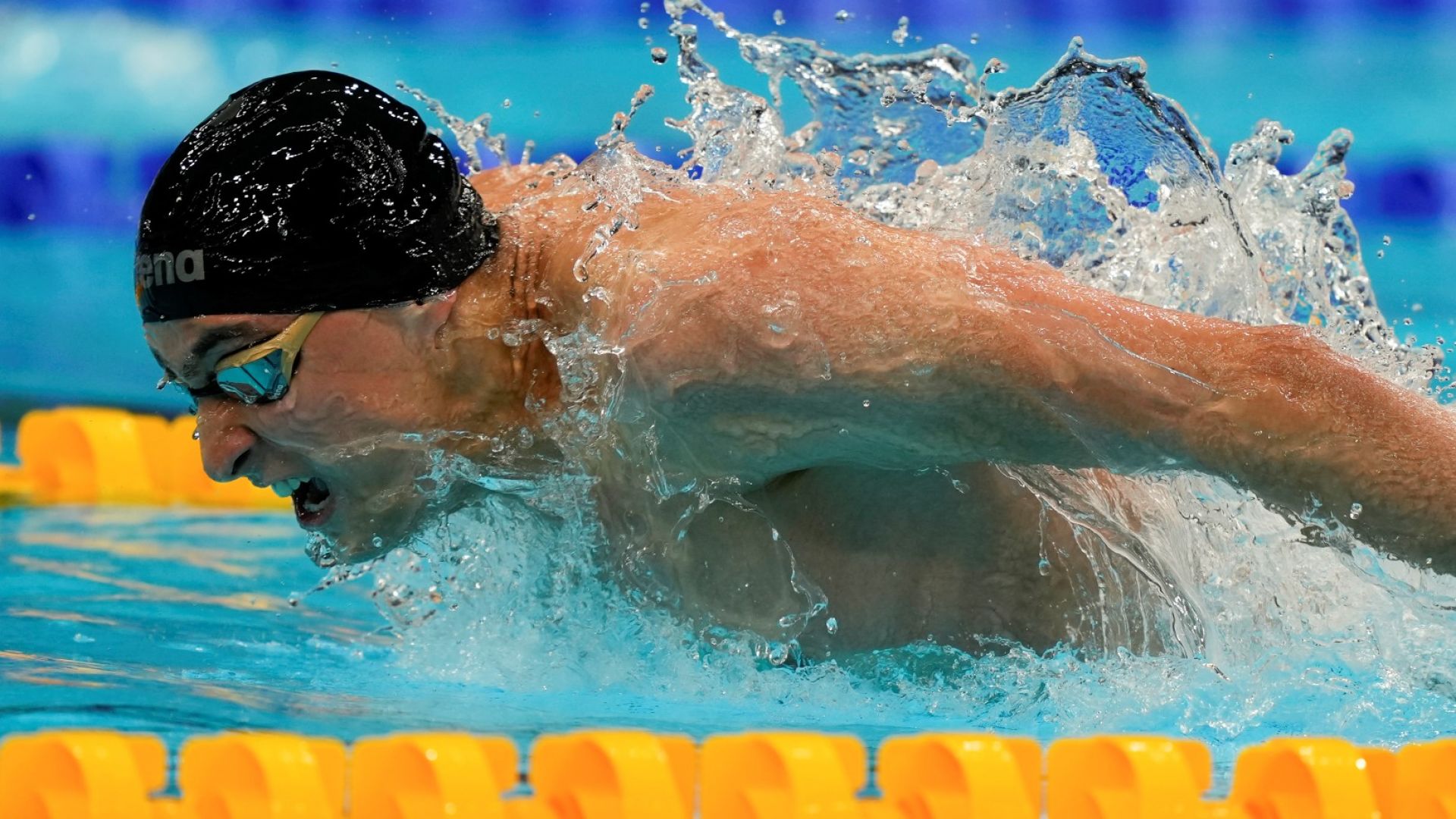 В плуването ни вдигат целите: Не само финали, но и медали