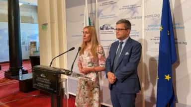 Директори на детски градини и училища били привиквани на разпит за