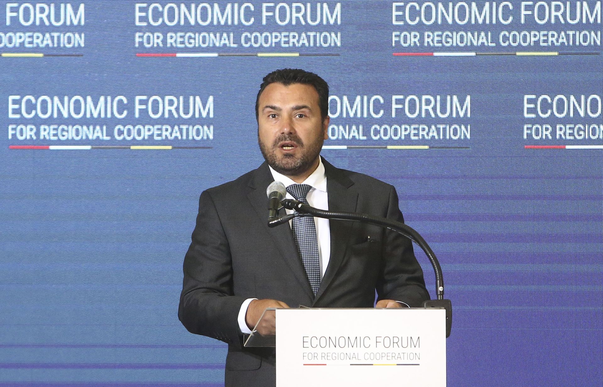 Премиерът на Северна Македония Зоран Заев очаква да започне преговори с редовното правителство в София