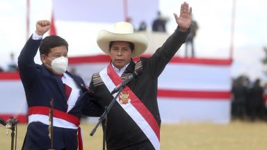 Президентът на Перу Педро Кастильо назначи Гуидо Белидо член