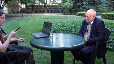 Виж още Министърът на културата Велислав Минеков ще отговаря на