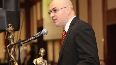 До ректора на Софийския университет Св Климент Охридски проф Анастас