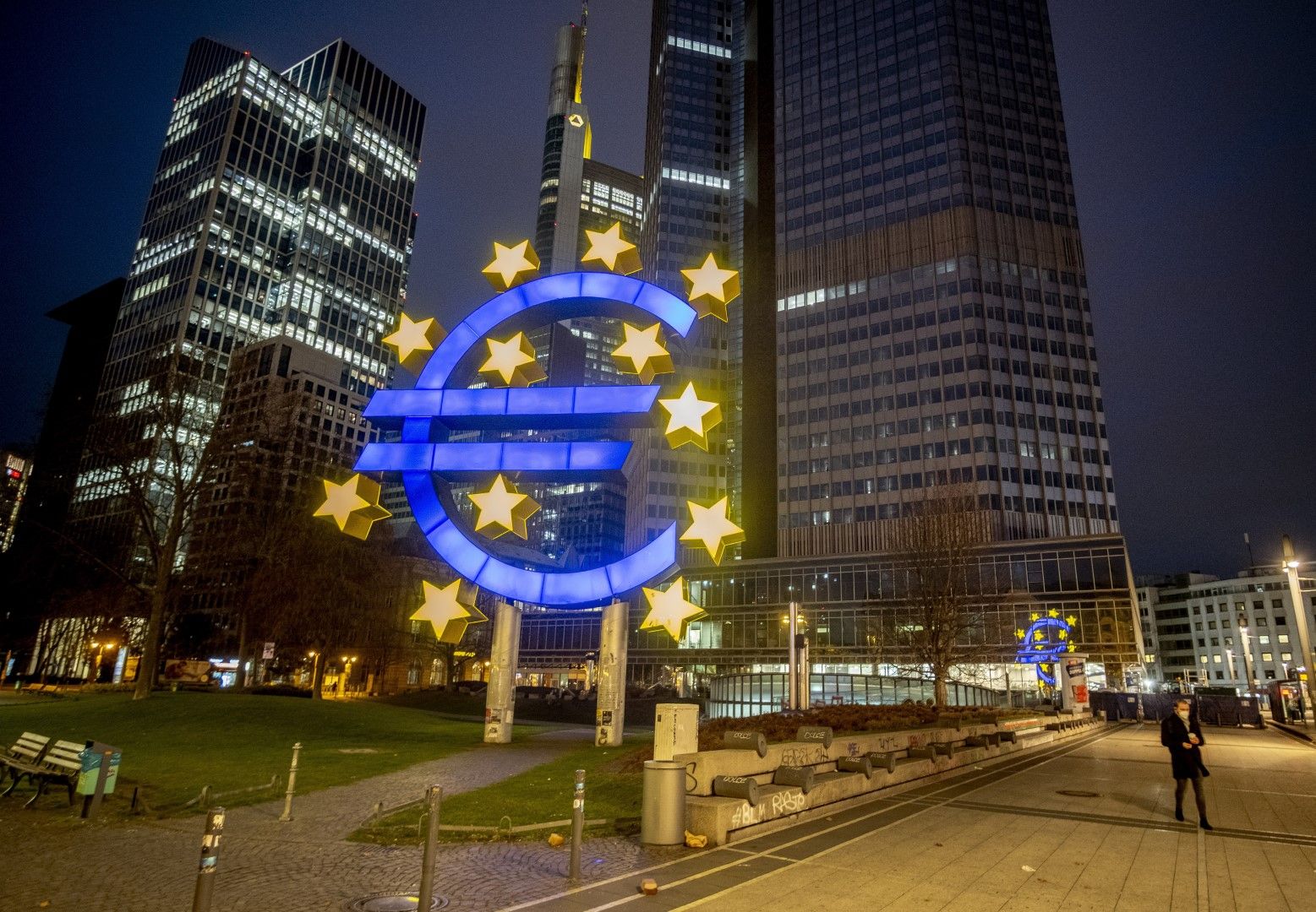 ЕЦБ би трябвало да потвърди, че програмата й за извънредно изкупуване на облигации в периода на пандемията (PEPP) за 1,85 трилиона евро ще приключи в края на март