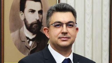 Кой е новият кандидат за премиер Пламен Николов