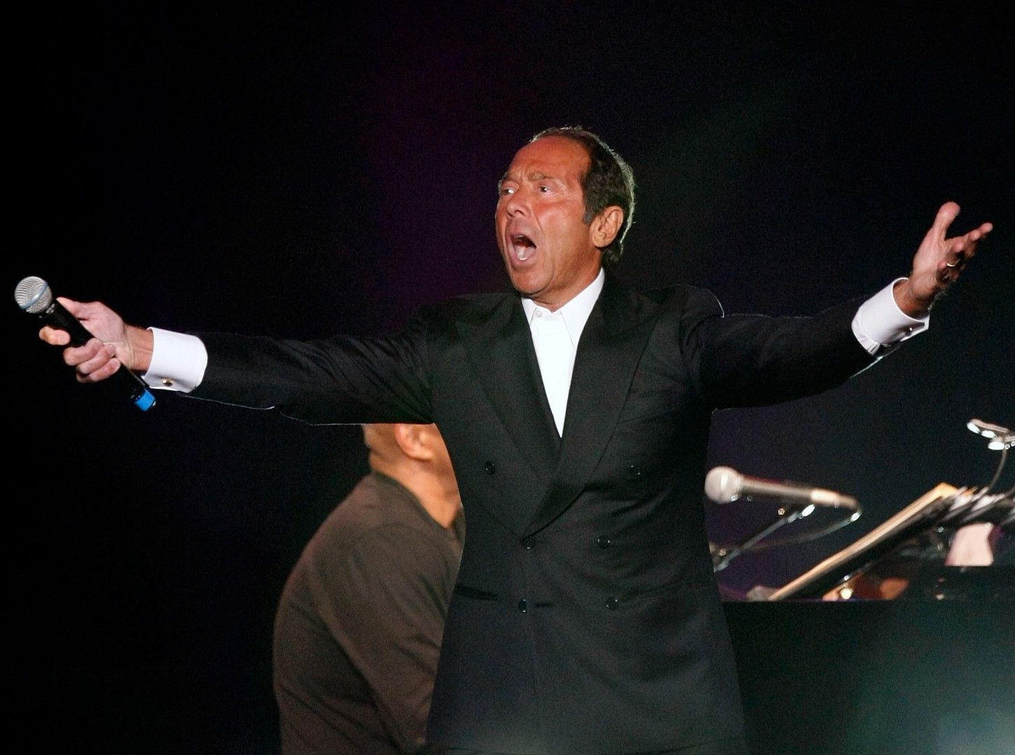 Пол Анка на концерт в Лас Вегас през 2009 г.