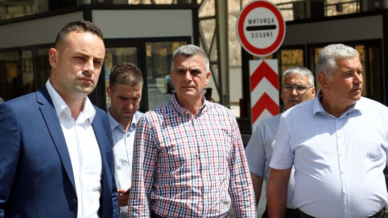 Служебният министър-председател Стефан Янев посети днес зоната на изграждащия се