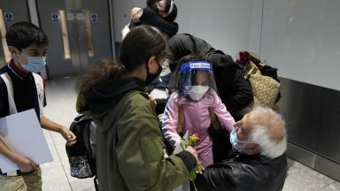 От 4 ч днес британско време 3 ч по Гринуич