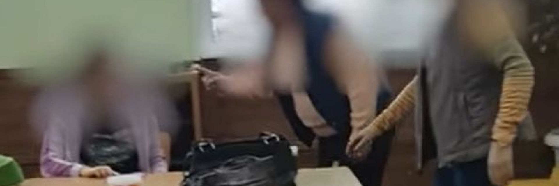 Заснеха скандален клип със закани на учителки към дете с увреждания (видео)