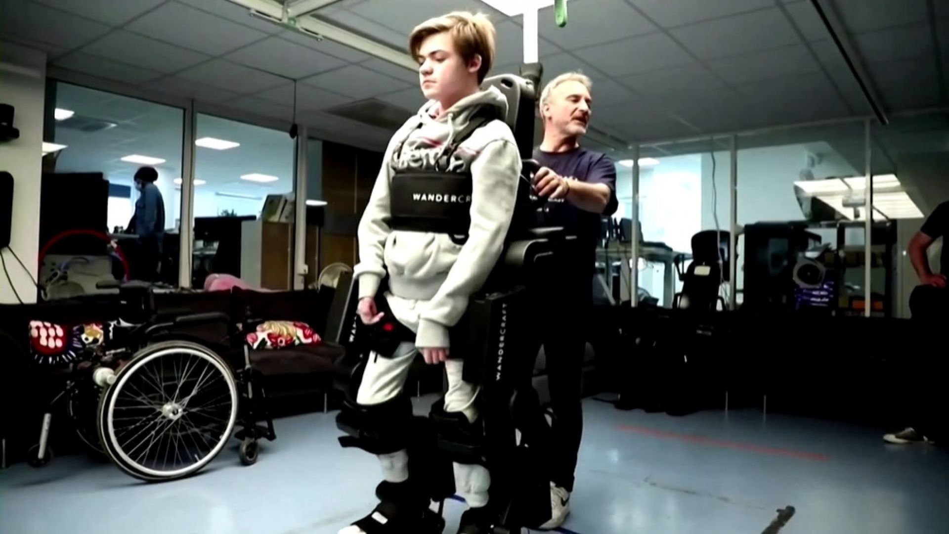 Френско изобретение може да премахне инвалидните колички (видео)