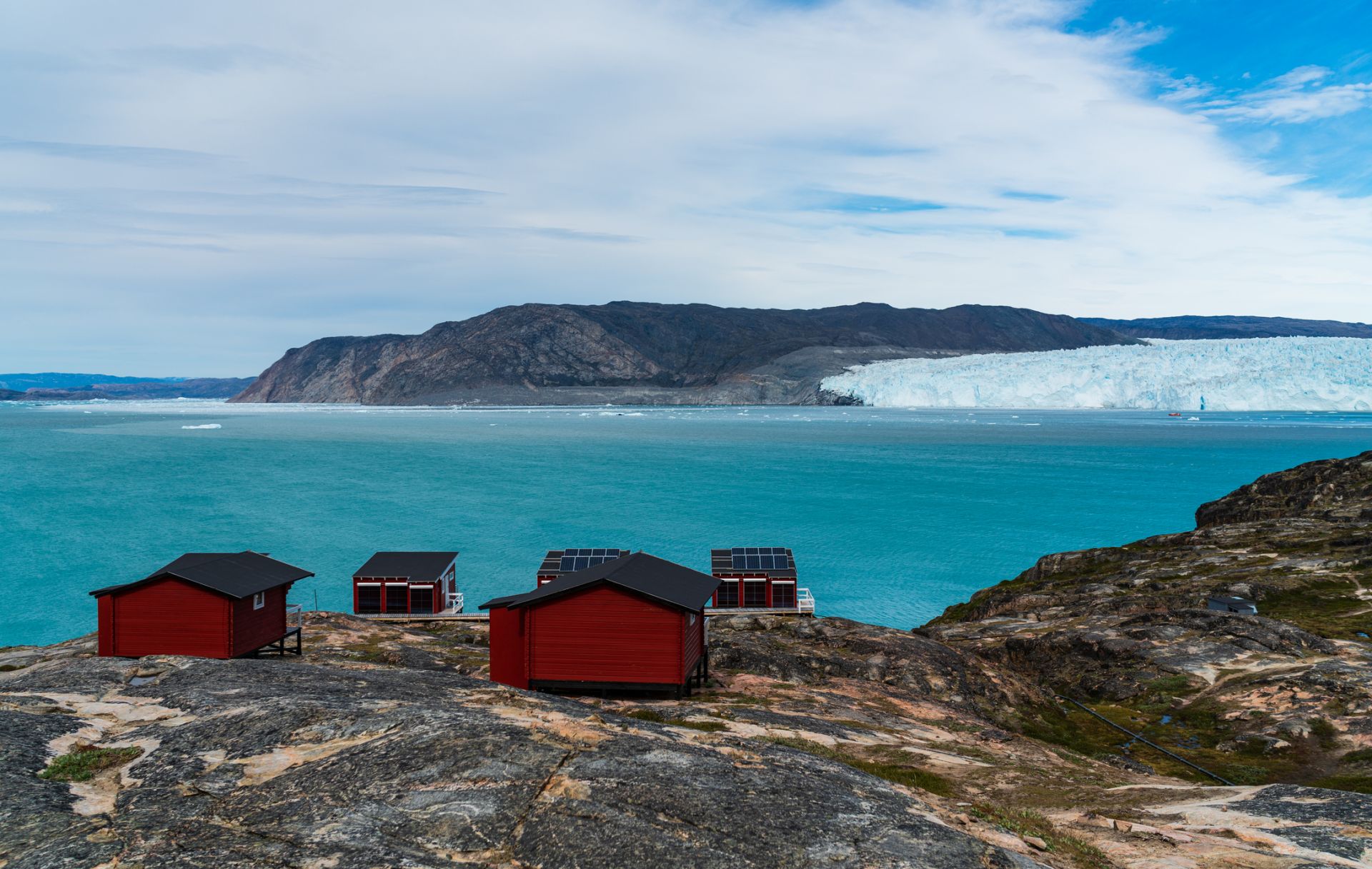 Топящ се "зомби-лед" от Гренландия ще повиши морското ниво с  поне 27 сантиметра 