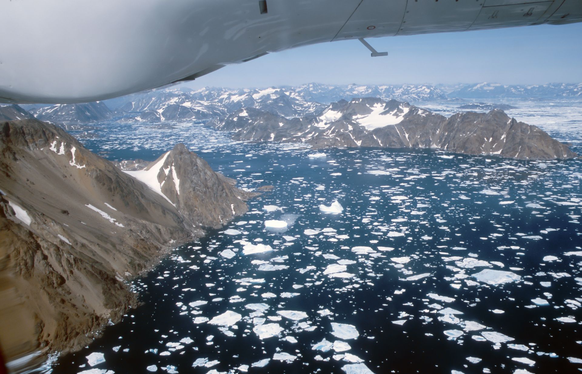 Започна ново масивно топене на ледовете в Гренландия тази седмица