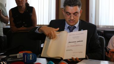 Номинираният за премиер от Има такъв народ Пламен Николов потвърди