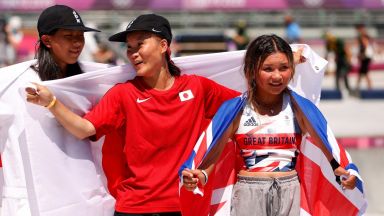 Олимпийски финал или "Бързи, смели, сръчни"? 12 и 13-годишна взеха медали в Токио