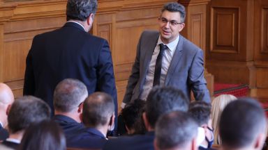 Ръководствата на парламентарните групи на Демократична България ДБ и Изправи се