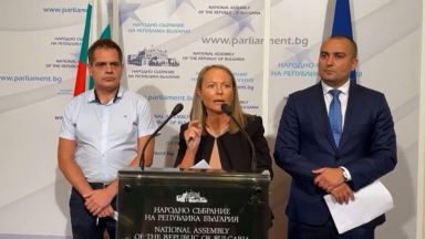 Бившите управляващи от ГЕРБ предупредиха за риск от фалит на