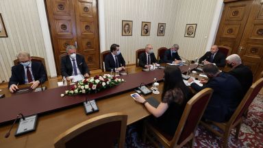 Състоянието на пандемията и развитие на следваща вълна събра извънредно