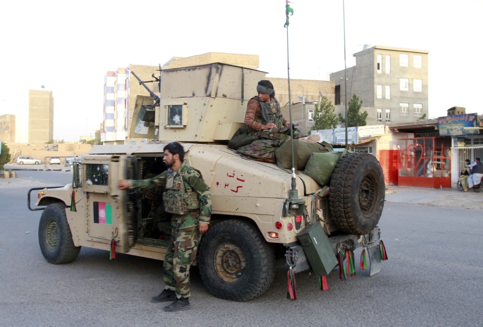 Части на правителствената армия на Афганистан в град Херат