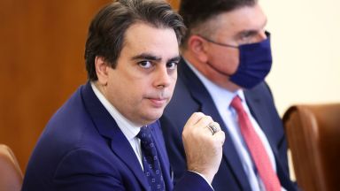 Ако говорим за хаос има много хаос в парламента Това