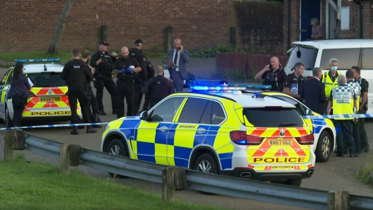 Victims and wounded in a shooting in the English city of Plymouth (video)