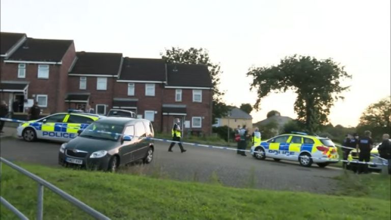 Полицията потвърди, че убитите снощи при стрелба в британския град