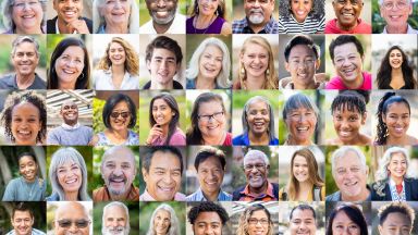 Броят на американците определящи се като бели е намалял за