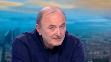 Когато така наречената гола истина или грубата неистина нахлуят в