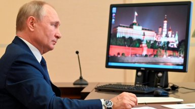Руският президент Владимир Путин каза днес на председателя на Европейския