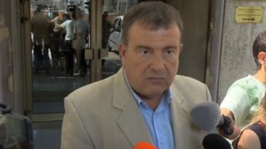 Леките случаи на COVID 19 ще се лекуват амбулаторно и с