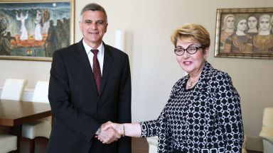 Министър председателят Стефан Янев проведе среща с посланика на Руската федерация