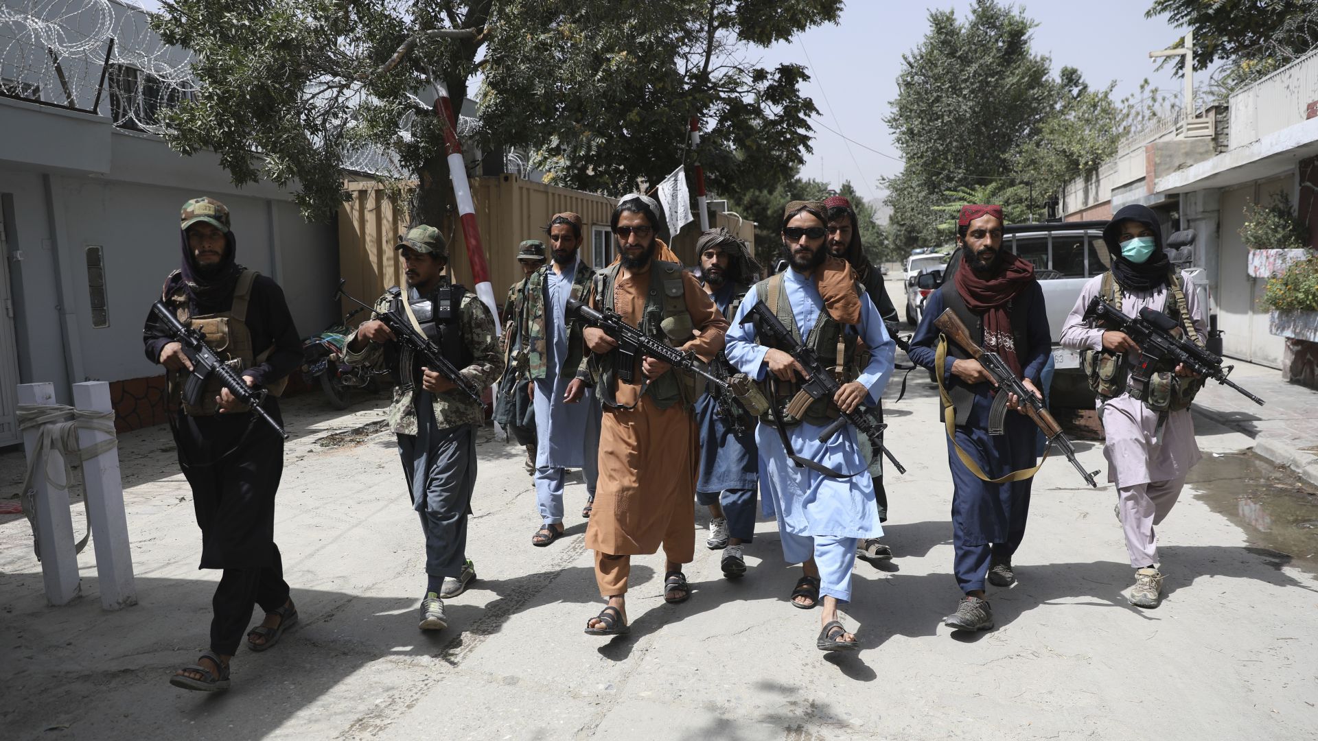 Посланикът на Афганистан в ООН: Талибаните вършат повсеместни зверства