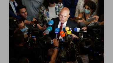 Главният прокурор Иван Гешев дойде на изслушване в правната комисия