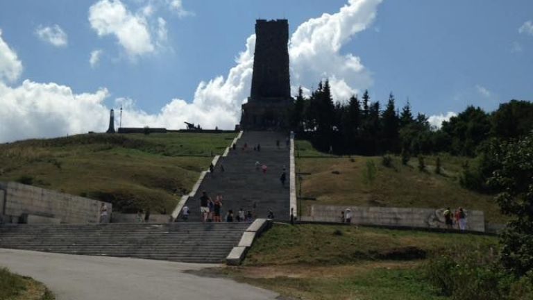 Стартира ремонт на Паметника на свободата на връх Шипка. Готов