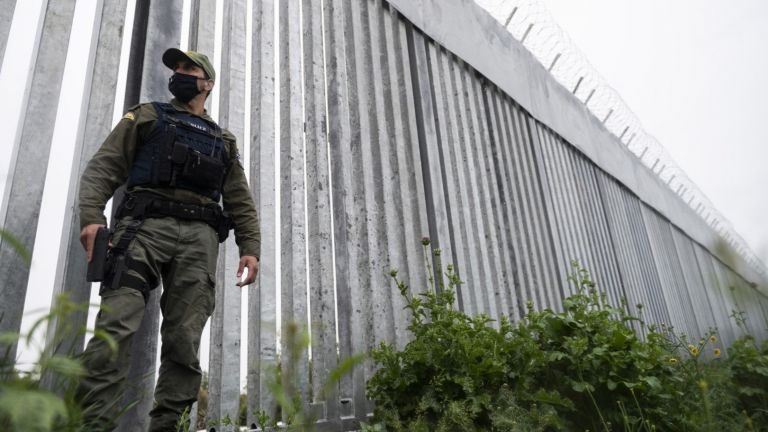 Гърция е завършила 40-километровата метална ограда по протежение на границата