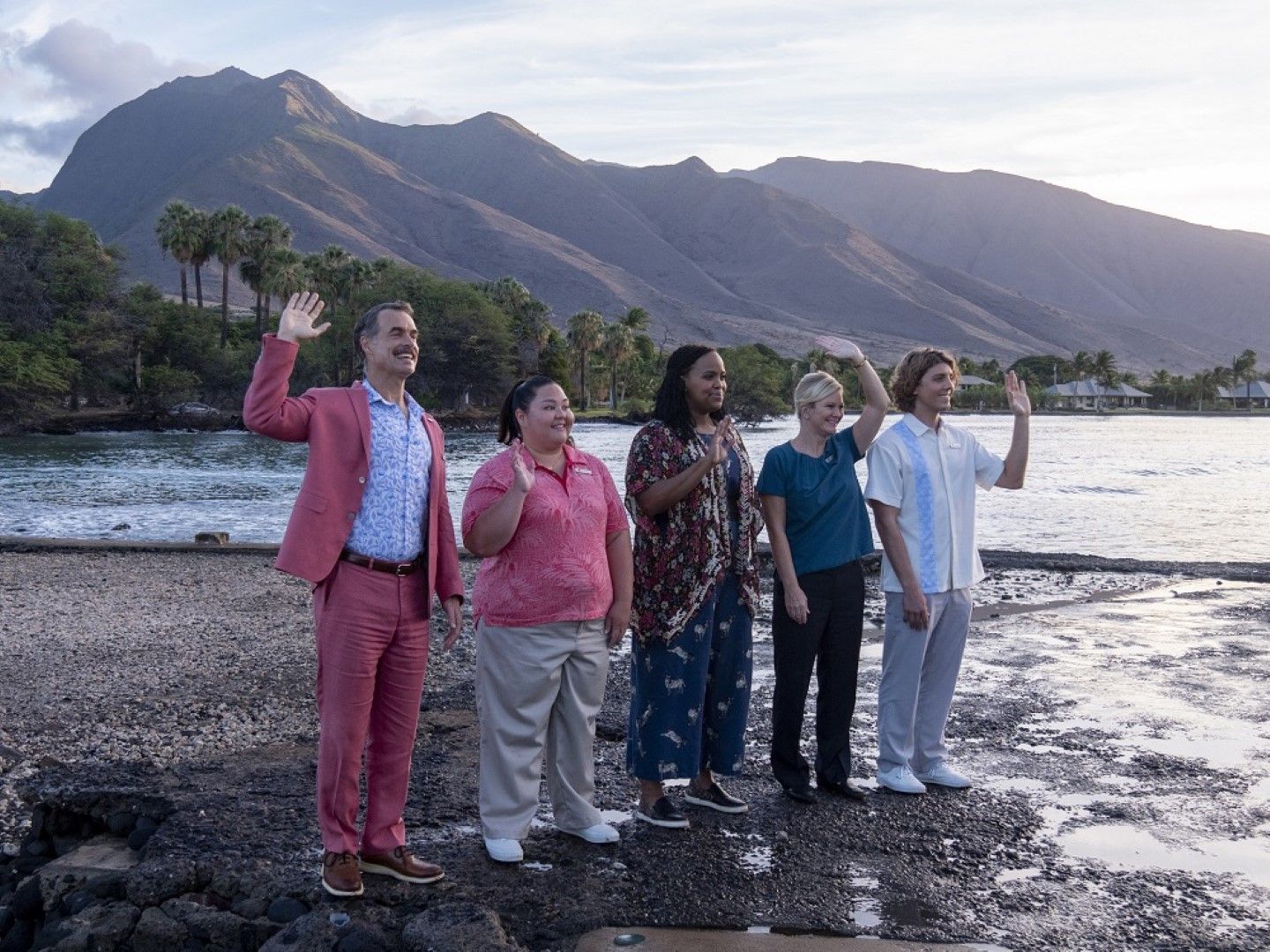Сериалът е заснет изцяло на остров Мауи – вторият по големина хавайски остров и проследява ваканциите на различни гости на хотела в рамките на една седмица, докато си почиват в място, считано за рай