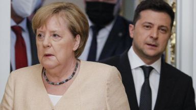 Зеленски пред Меркел: "Северен поток-2" е опасно руско геополитическо оръжие