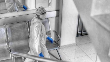 Скок на броя на заразените с коронавирус и на починалите