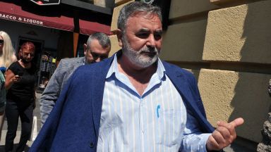 Главният държавен здравен инспектор доц Ангел Кунчев се връща на