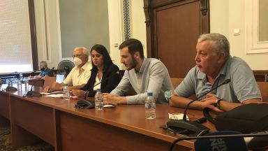 Свидетелски разказ за преживяното по време на миналогодишните протести изслушаха