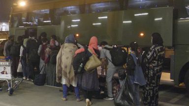 Г 7 изрази съгласие че талибаните трябва да позволят безопасно отпътуване