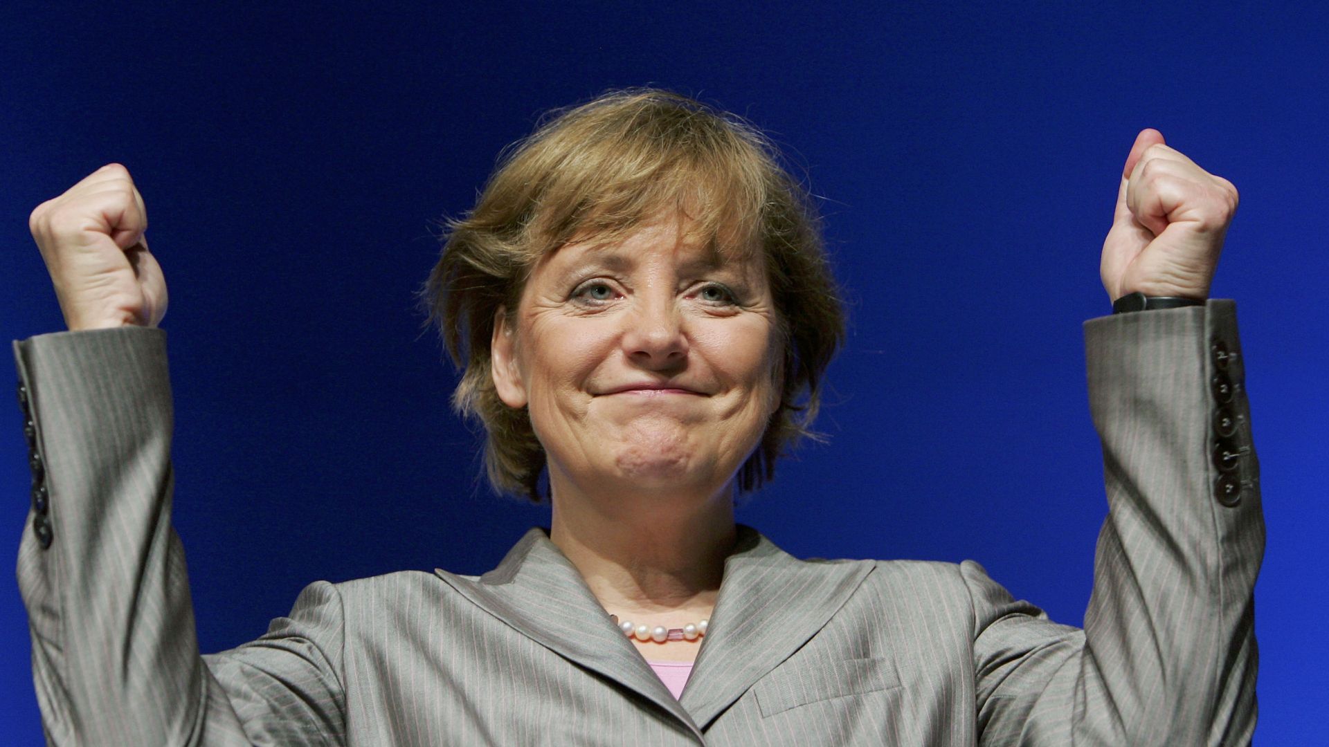 Краят на "ерата Меркел": Най-паметните кадри на най-влиятелната жена в света