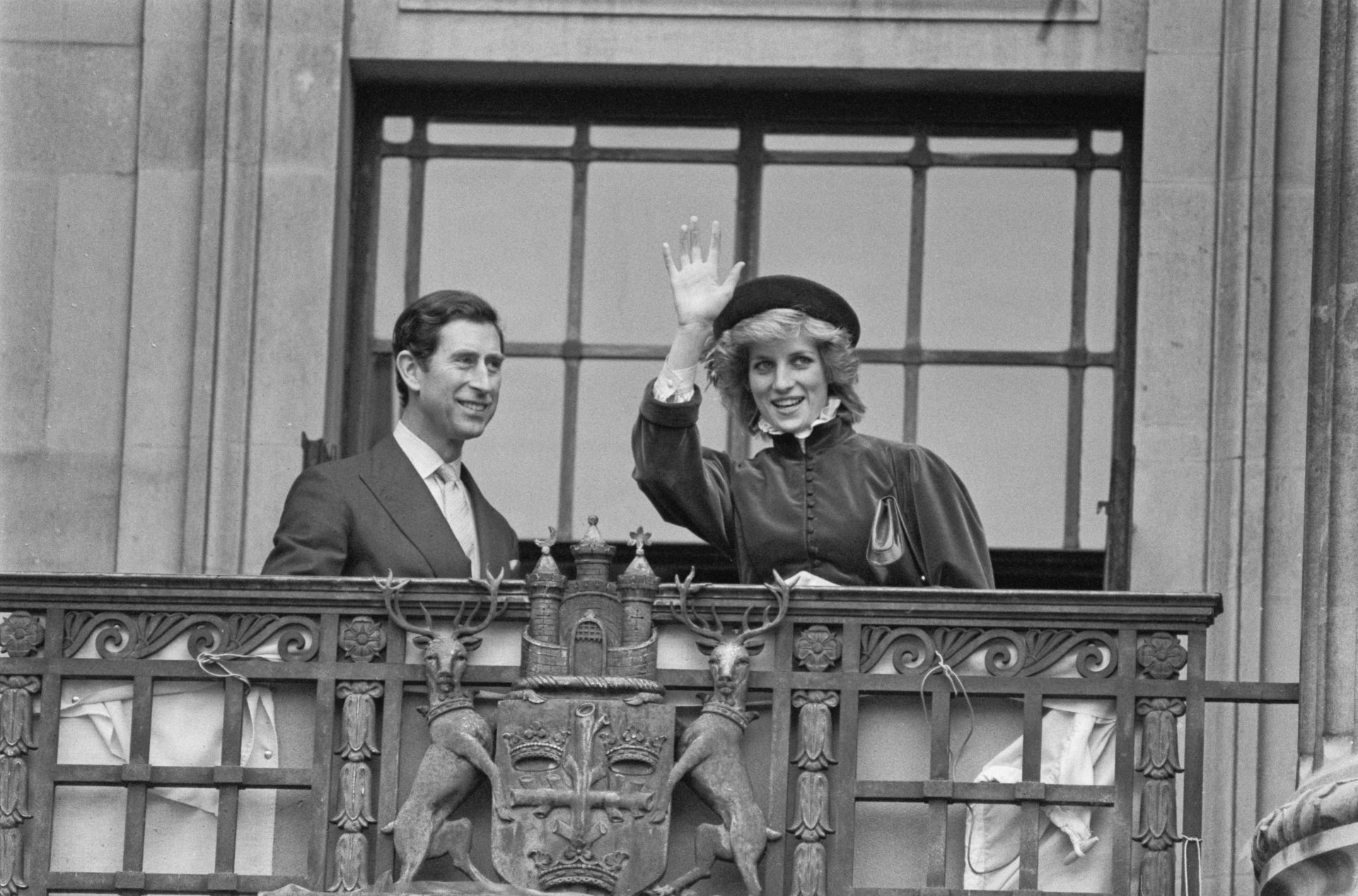 Принц Чарлз и лейди Даяна по време на посещение в Нотингам
